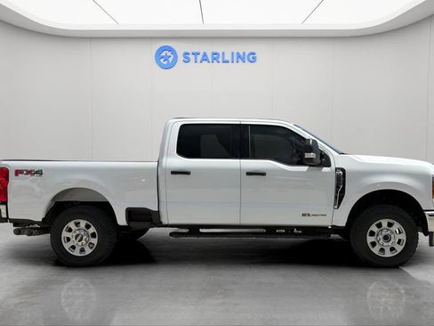 Used 2024 Ford F250 XLT w/ FX4 Off-Road Package AWD/4WD image 12