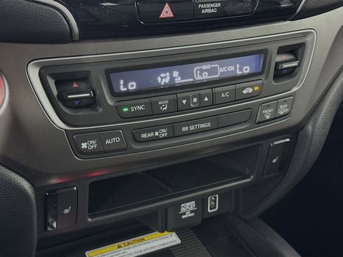 Certified 2023 Honda Passport EX-L image 15