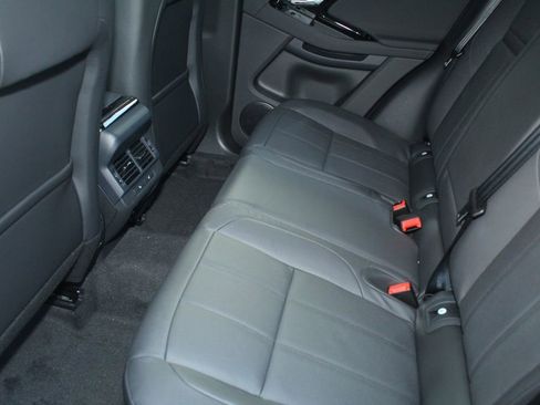 New 2026 Land Rover Range Rover Evoque Dynamic SE AWD/4WD image 5