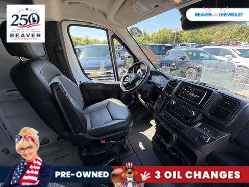 Used 2025 RAM ProMaster 2500 w/ Convenience Group FWD image 22