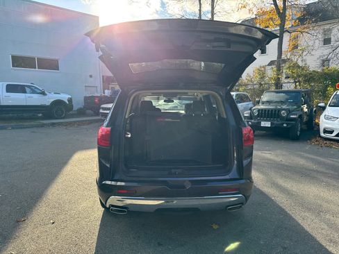 Used 2019 GMC Acadia Denali w/ Technology Package image 39