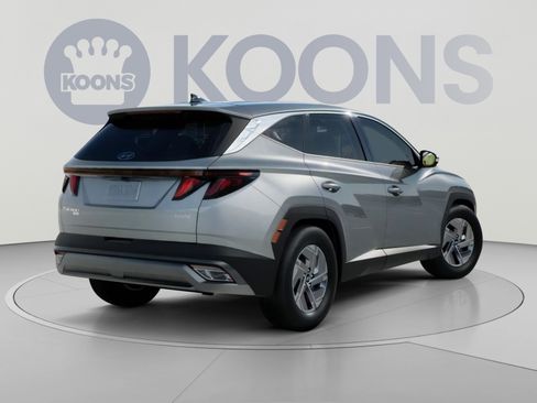 New 2026 Hyundai Tucson Blue SE FWD image 5