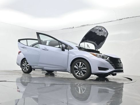 Used 2025 Nissan Versa SV w/ Trunk Package FWD image 27