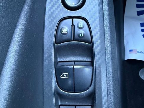 Used 2024 Nissan Altima 2.5 SV image 17