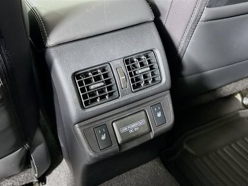 Used 2018 Subaru Outback 2.5i Limited AWD/4WD image 26