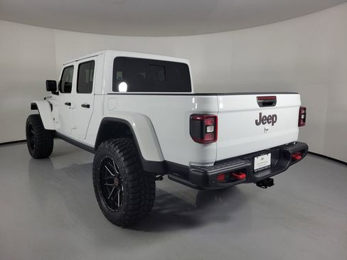 Used 2025 Jeep Gladiator Rubicon image 4