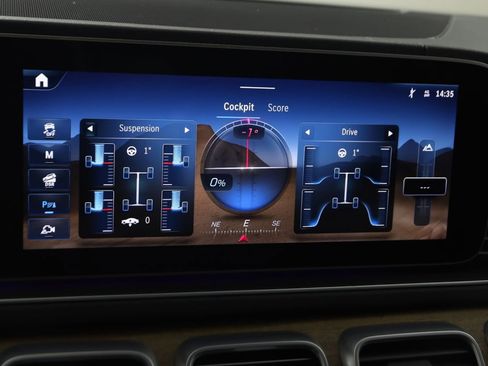 Used 2025 Mercedes-Benz GLS 450 4MATIC image 48