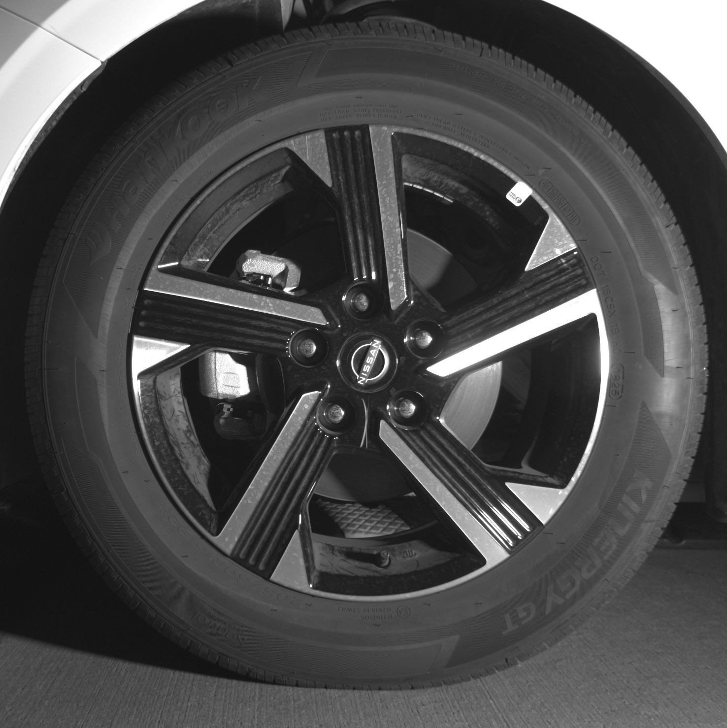 Used 2025 Nissan Sentra SV FWD image 13