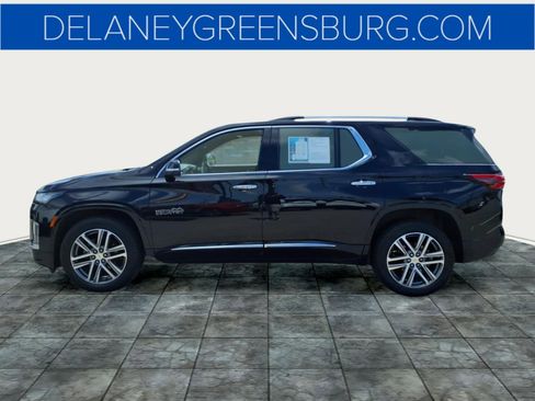 Used 2023 Chevrolet Traverse High Country w/ LPO, Floor Liner Package AWD/4WD image 6