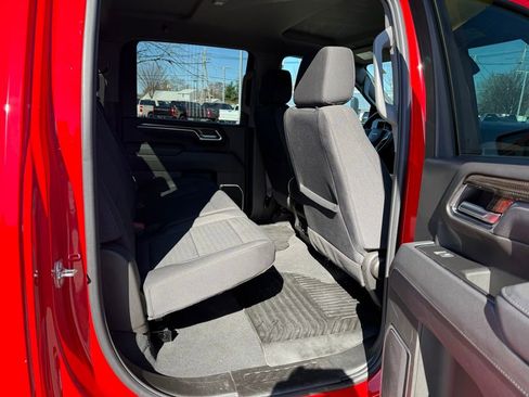 Used 2025 Chevrolet Silverado 2500 LT w/ Convenience Package image 14