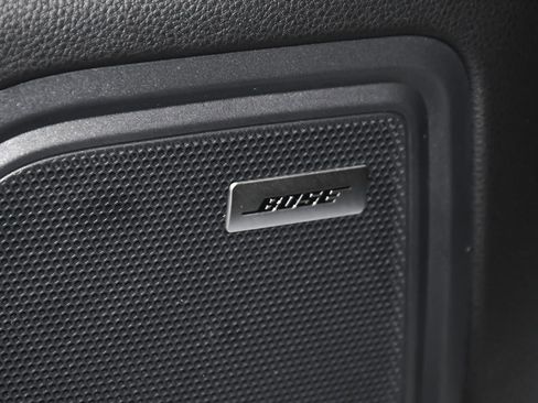 Used 2022 Porsche Macan AWD/4WD image 11