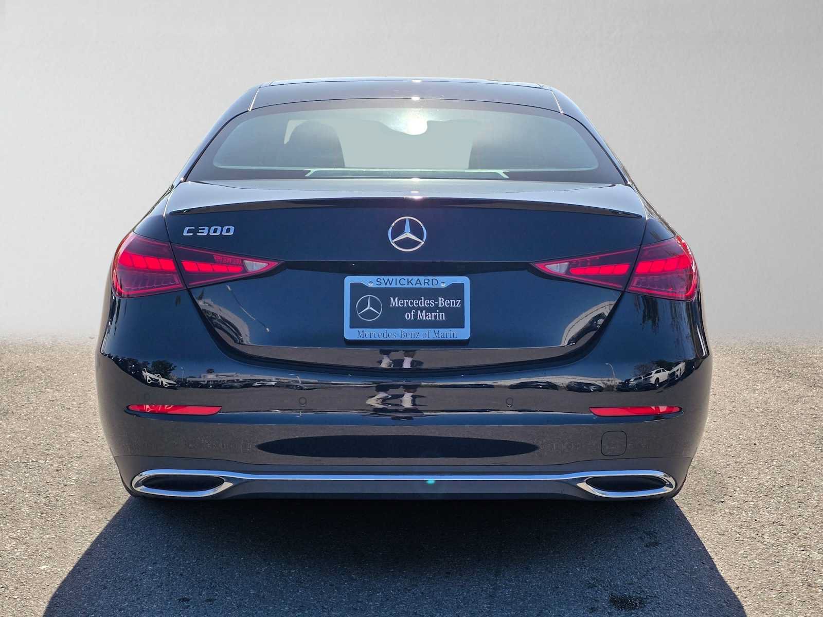 Used 2025 Mercedes-Benz C 300 Sedan image 4