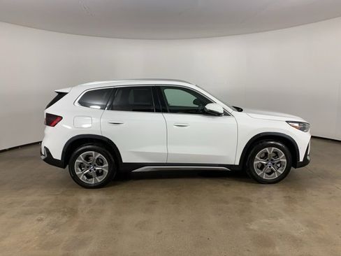 Used 2025 BMW X1 xDrive28i w/ Technology Package image 7