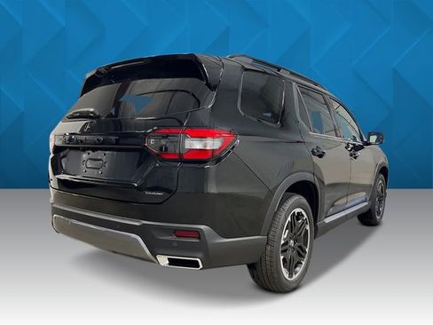 New 2026 Honda Pilot Touring image 7
