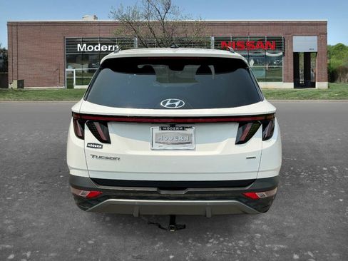 Used 2024 Hyundai Tucson Limited AWD/4WD image 3