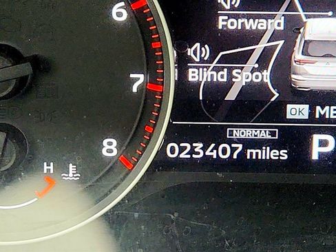 Used 2024 Mitsubishi Outlander SE image 13