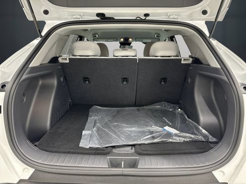 Certified 2025 Hyundai Kona SE FWD image 13