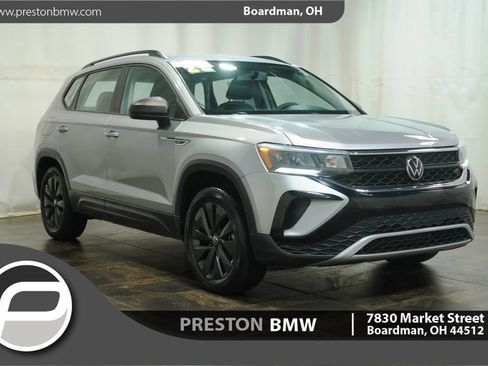Used 2022 Volkswagen Taos S AWD/4WD image 1