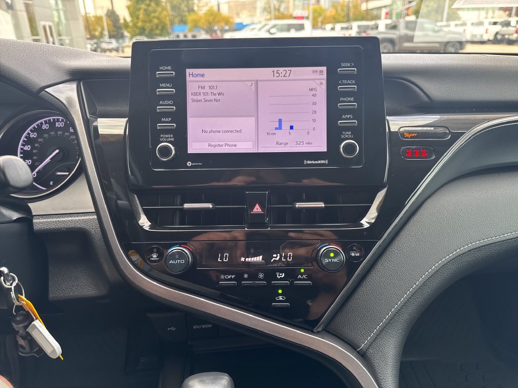 Certified 2023 Toyota Camry SE FWD image 17