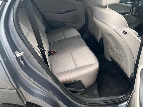 Used 2016 Hyundai Tucson SE w/ Option Group 02 AWD/4WD image 5