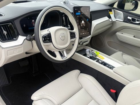 New 2026 Volvo XC60 B5 Ultra w/ Protection Package Premier image 14