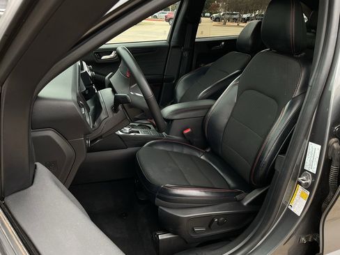 Used 2023 Ford Escape ST-Line image 13