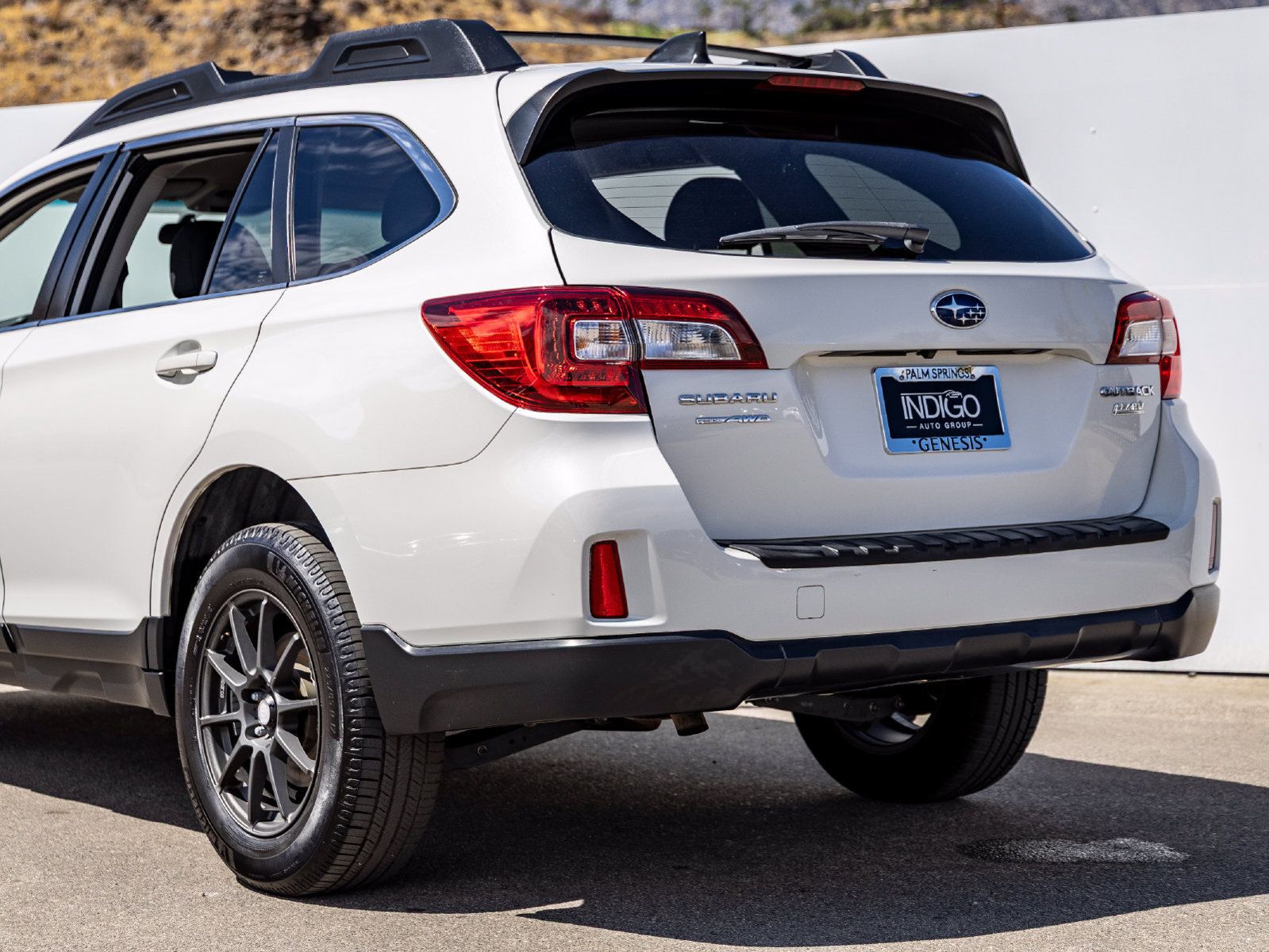 Used 2017 Subaru Outback 2.5i Premium AWD/4WD image 8