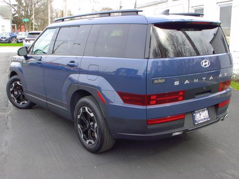 Used 2025 Hyundai Santa Fe SEL AWD/4WD image 4
