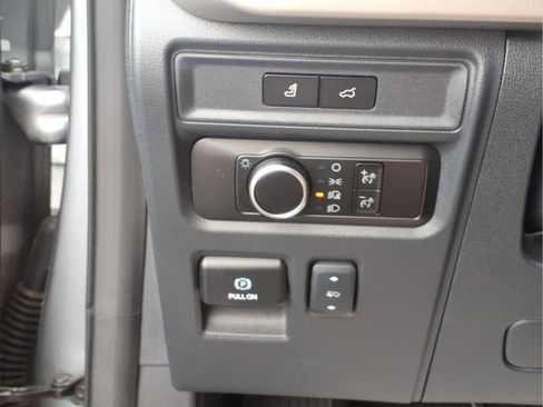 Used 2024 Ford Expedition Max XLT AWD/4WD image 15