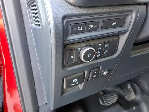 Used 2022 Ford F150 Lariat w/ Equipment Group 502A High AWD/4WD image 22