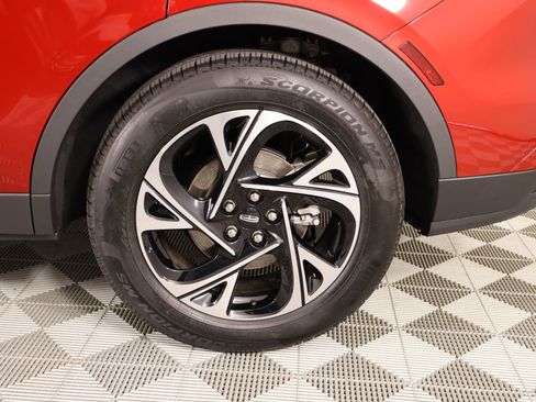 New 2026 Lincoln Nautilus Premier w/ Jet Appearance Package AWD/4WD image 19