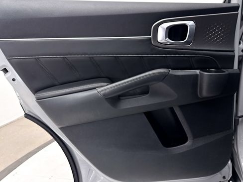 Used 2022 Kia Sorento SX FWD image 33
