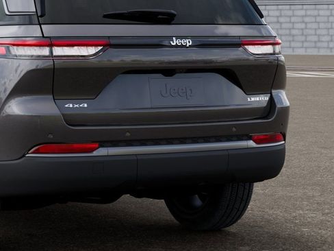 New 2026 Jeep Grand Cherokee Limited AWD/4WD image 13