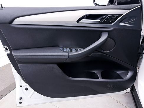 Used 2021 BMW X3 sDrive30i w/ Convenience Package image 16