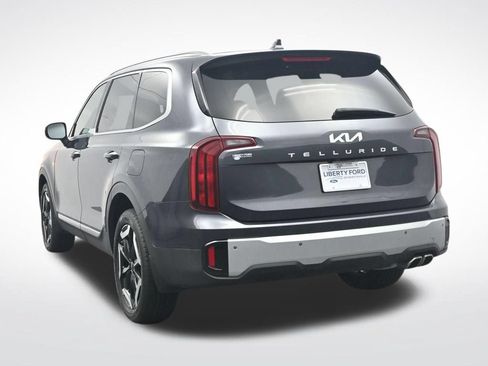 Used 2024 Kia Telluride S w/ S Sunroof Package FWD image 9