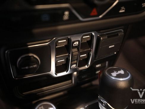 New 2024 Jeep Wrangler Sahara image 25