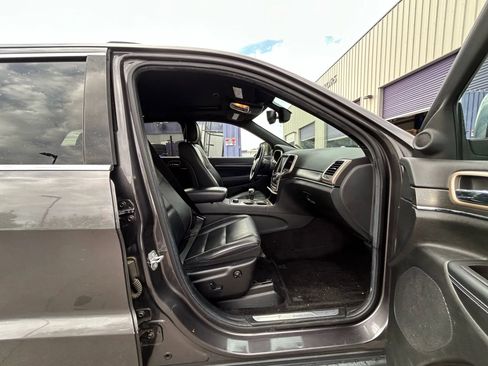 Used 2015 Jeep Grand Cherokee Limited image 13