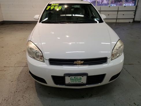 Used 2011 Chevrolet Impala LT image 9