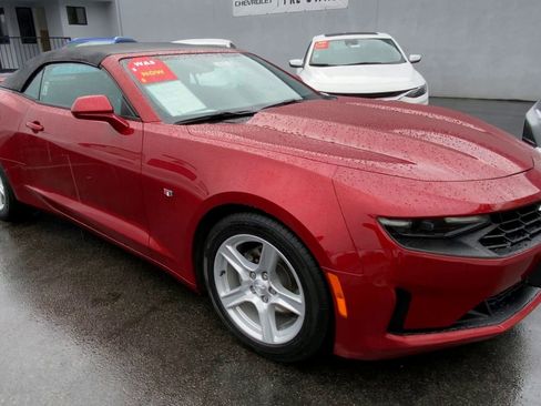 Used 2023 Chevrolet Camaro LT image 4