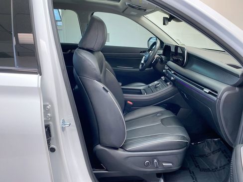 Used 2024 Hyundai Palisade Limited image 30