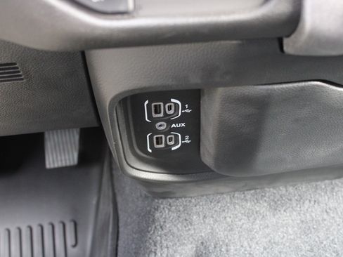 Certified 2025 RAM 1500 Tradesman AWD/4WD image 28