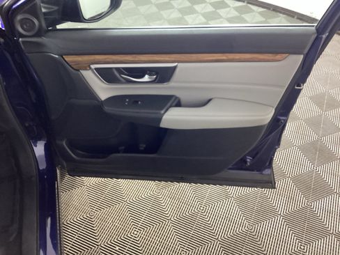 Used 2020 Honda CR-V Touring image 10
