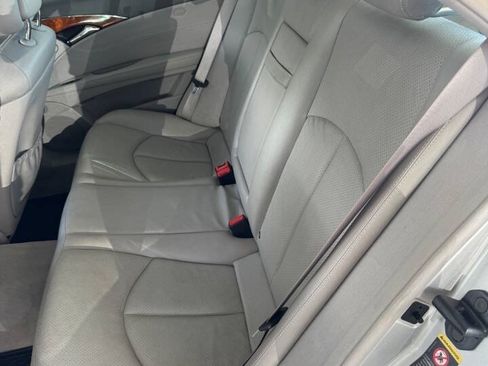 Used 2003 Mercedes-Benz E 320 Sedan image 17