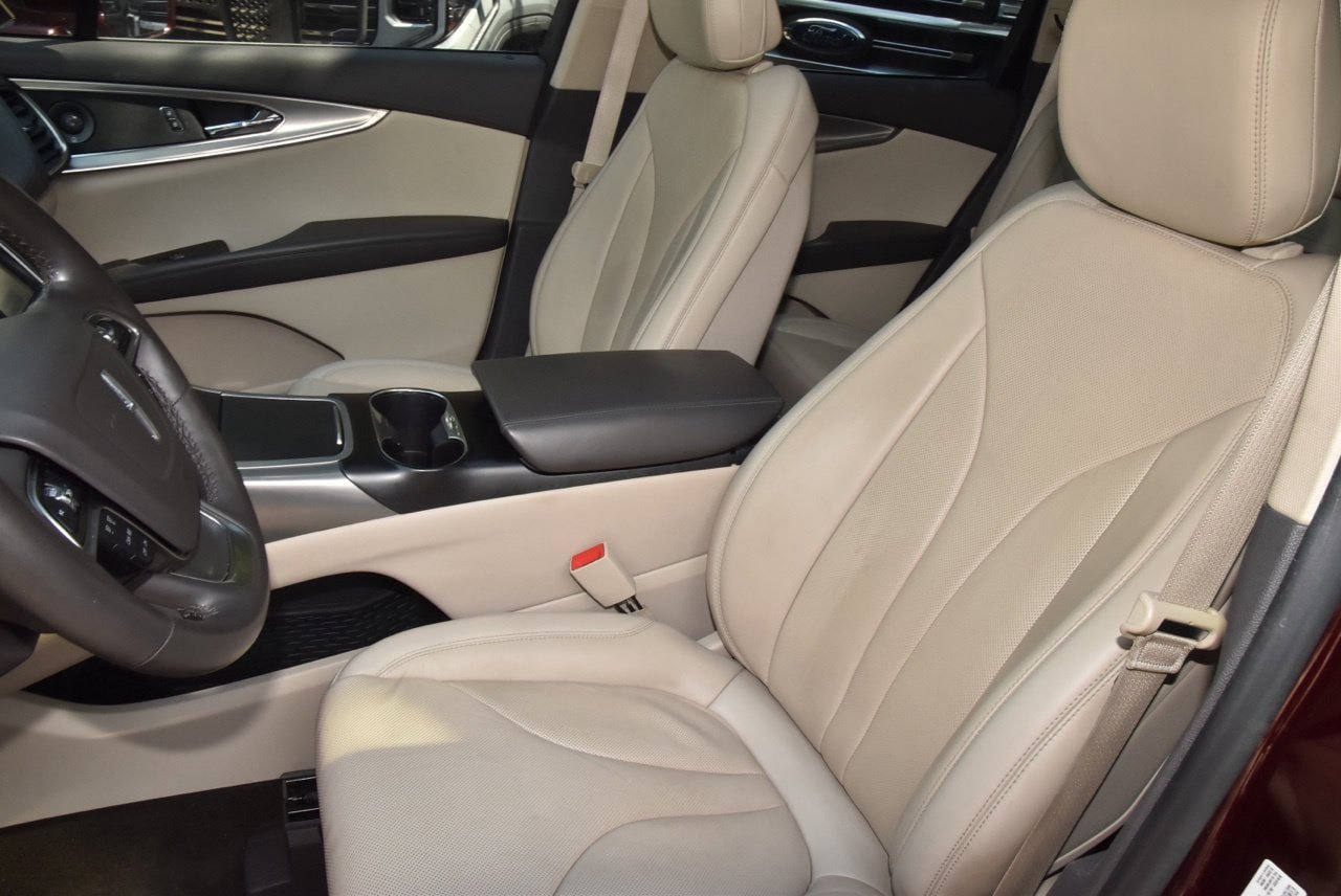 Used 2020 Lincoln Nautilus Reserve w/ Cargo Utility Package AWD/4WD image 29