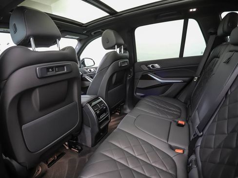 Used 2023 BMW X5 xDrive40i w/ Climate Comfort Package AWD/4WD image 21