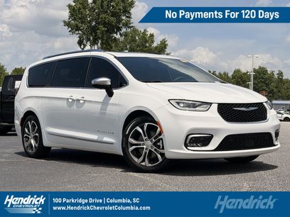 Used 2026 Chrysler Pacifica Pinnacle