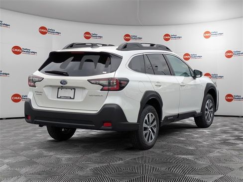 Certified 2025 Subaru Outback Premium image 5