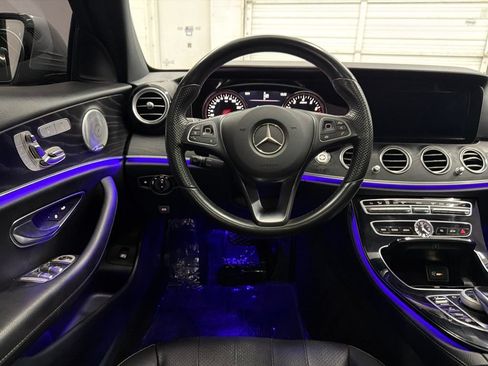 Certified 2017 Mercedes-Benz E 300 image 20