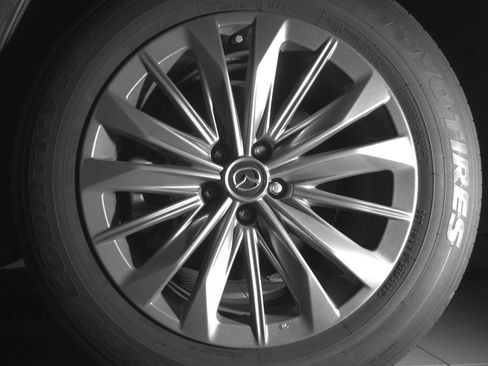 Used 2024 MAZDA CX-90 3.3 Turbo w/ Preferred Plus image 13