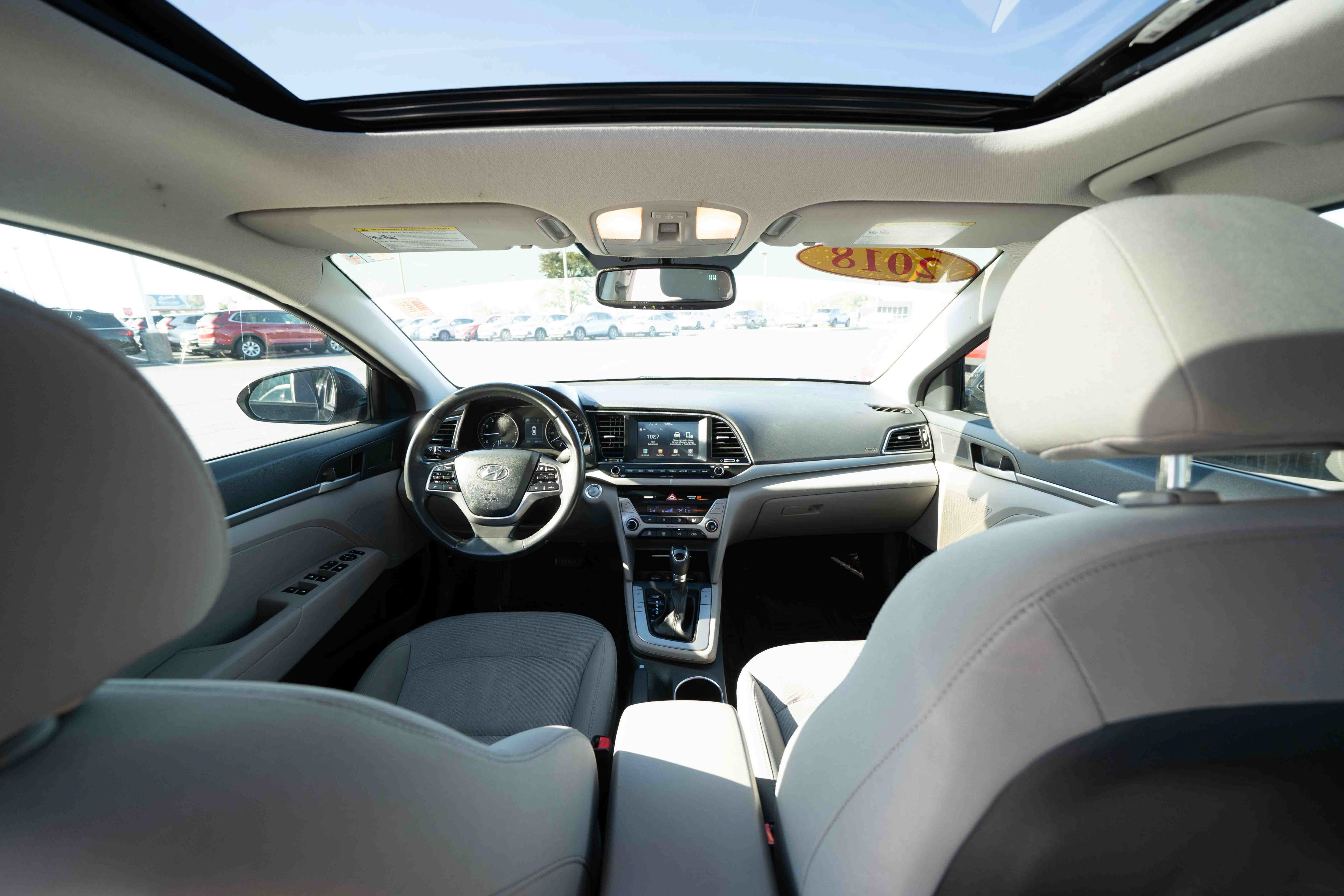 Used 2018 Hyundai Elantra Value Edition FWD image 19